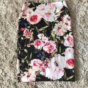 New York and company floral skirt